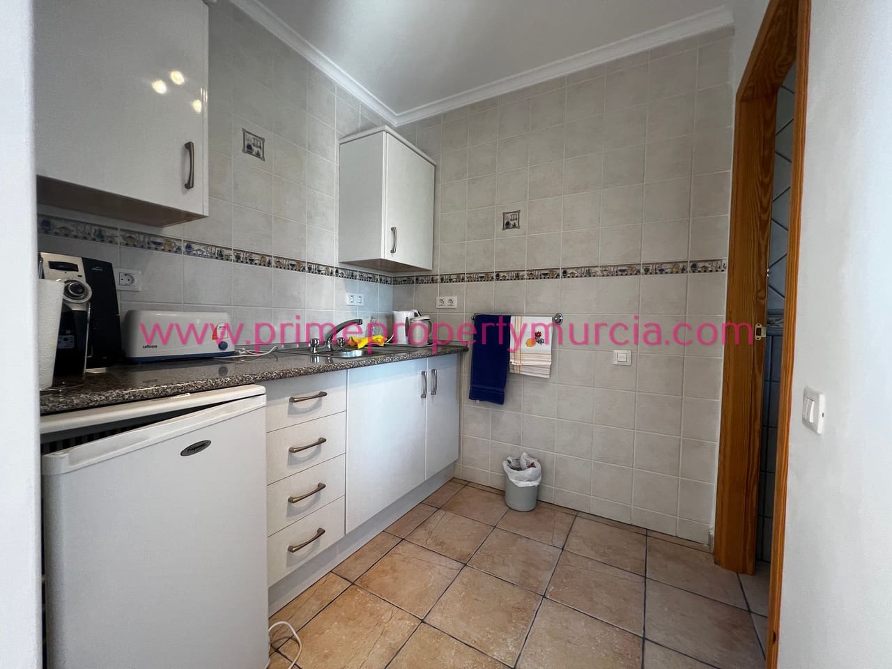 5 sypialnia Finka/Dom wiejski na sprzedaż w Leiva z basenem garażem - 535 000 € (Ref: 7693936)