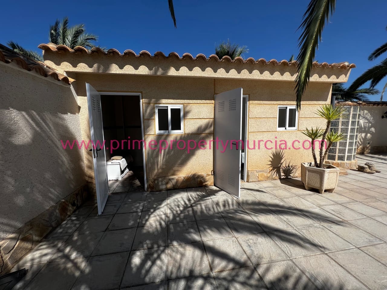 5 sypialnia Finka/Dom wiejski na sprzedaż w Leiva z basenem garażem - 535 000 € (Ref: 7693936)