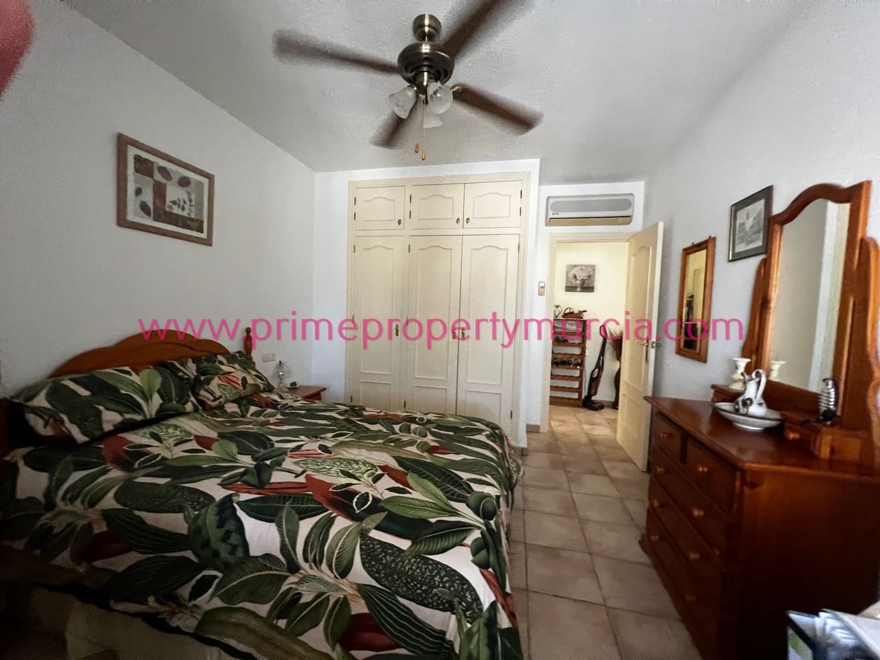 5 sypialnia Finka/Dom wiejski na sprzedaż w Leiva z basenem garażem - 535 000 € (Ref: 7693936)