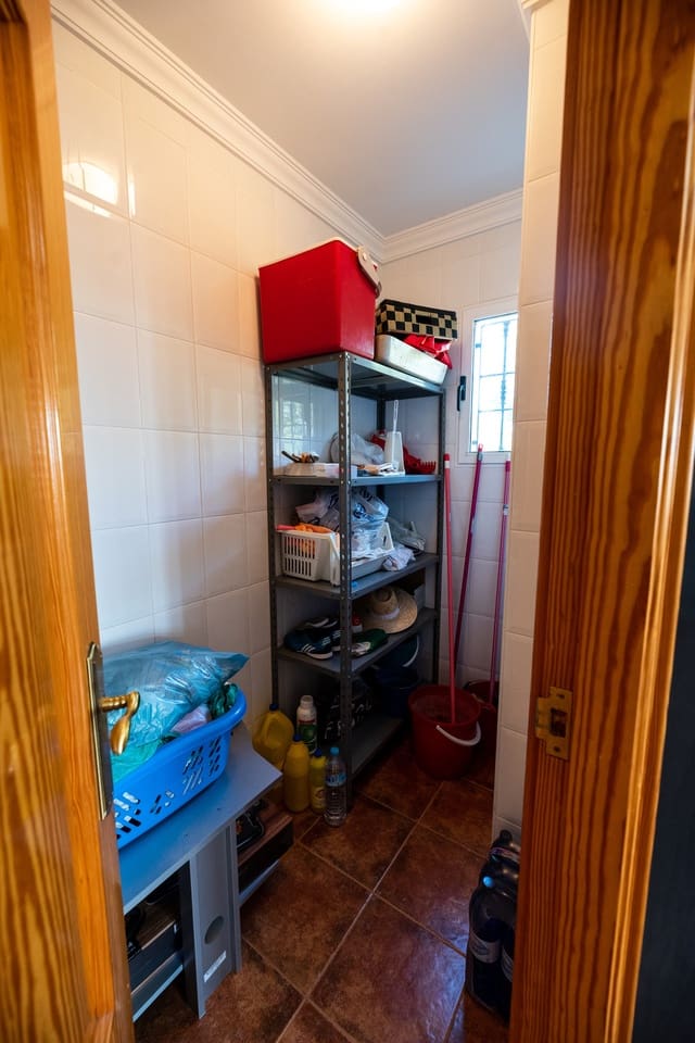 4 soverom Finca/Herregård til salgs i Leiva med garasje - € 399 000 (Ref: 7759877)