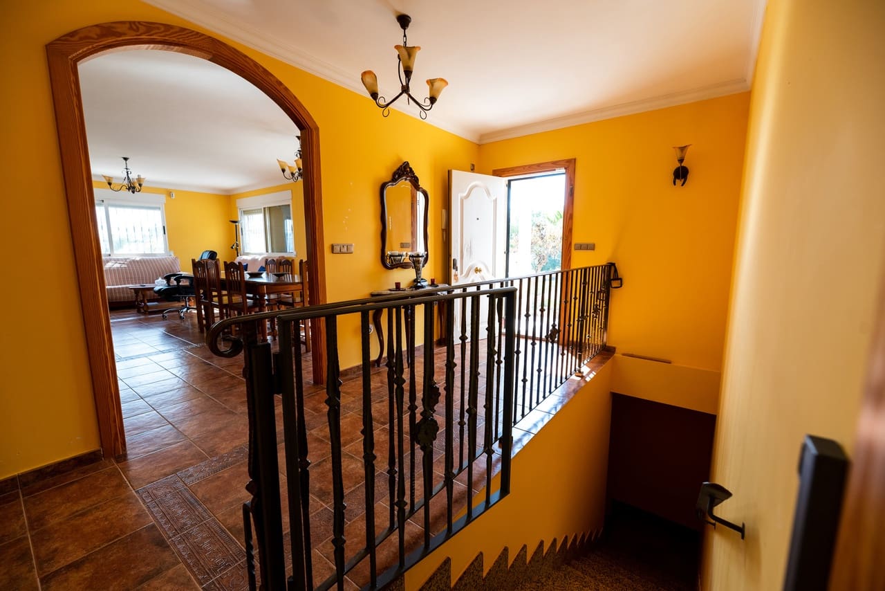 4 soverom Finca/Herregård til salgs i Leiva med garasje - € 399 000 (Ref: 7759877)