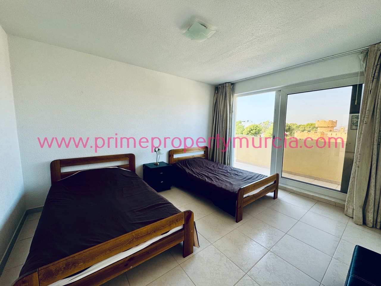 5 soveværelse Villa til salg i Isla Plana med swimmingpool garage - € 495.000 (Ref: 8697197)