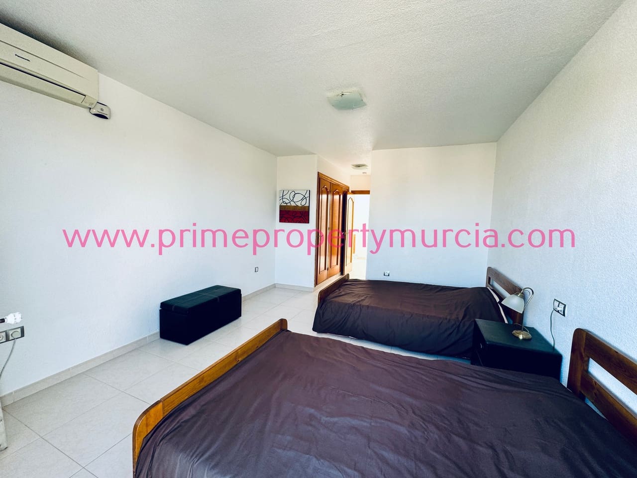 5 soveværelse Villa til salg i Isla Plana med swimmingpool garage - € 495.000 (Ref: 8697197)