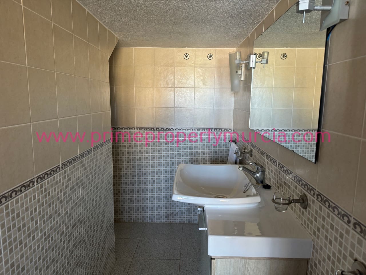 5 soveværelse Villa til salg i Isla Plana med swimmingpool garage - € 495.000 (Ref: 8697197)