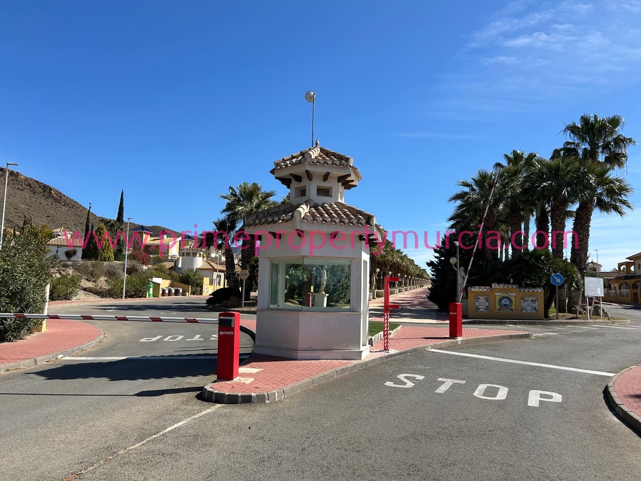 3 bedroom Villa for sale in Mazarron with pool garage - € 239,000 (Ref: 9100098)