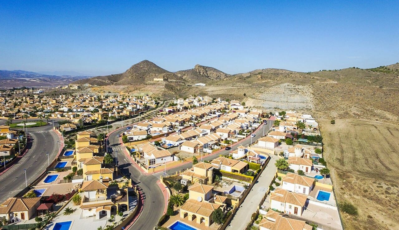 2 bedroom Villa for sale in Mazarron with pool garage - € 281,000 (Ref: 9194929)