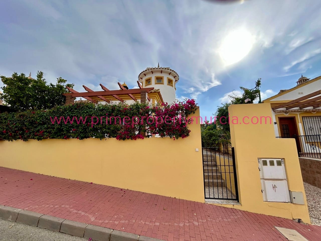 2 bedroom Villa for sale in Mazarron with pool garage - € 235,000 (Ref: 9301684)