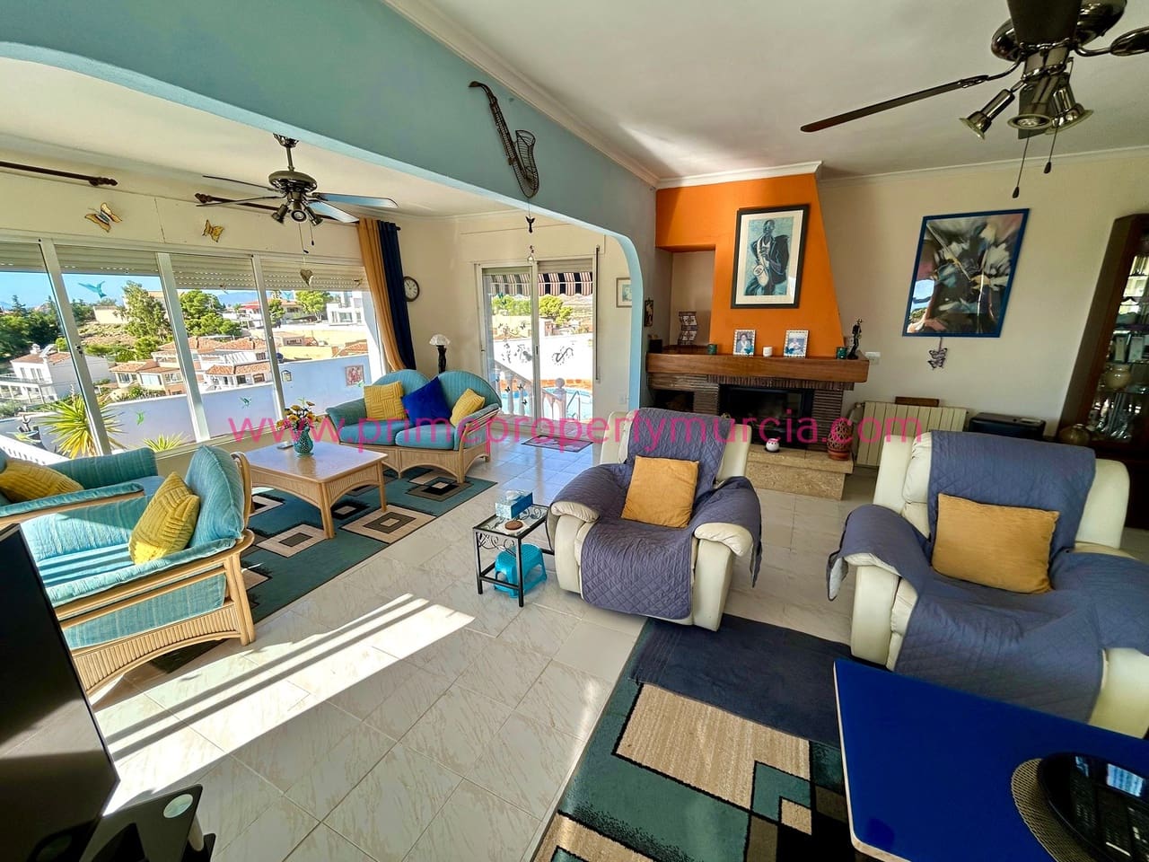 4 soverom Villa til salgs i Isla Plana med svømmebasseng garasje - € 565 000 (Ref: 9360843)