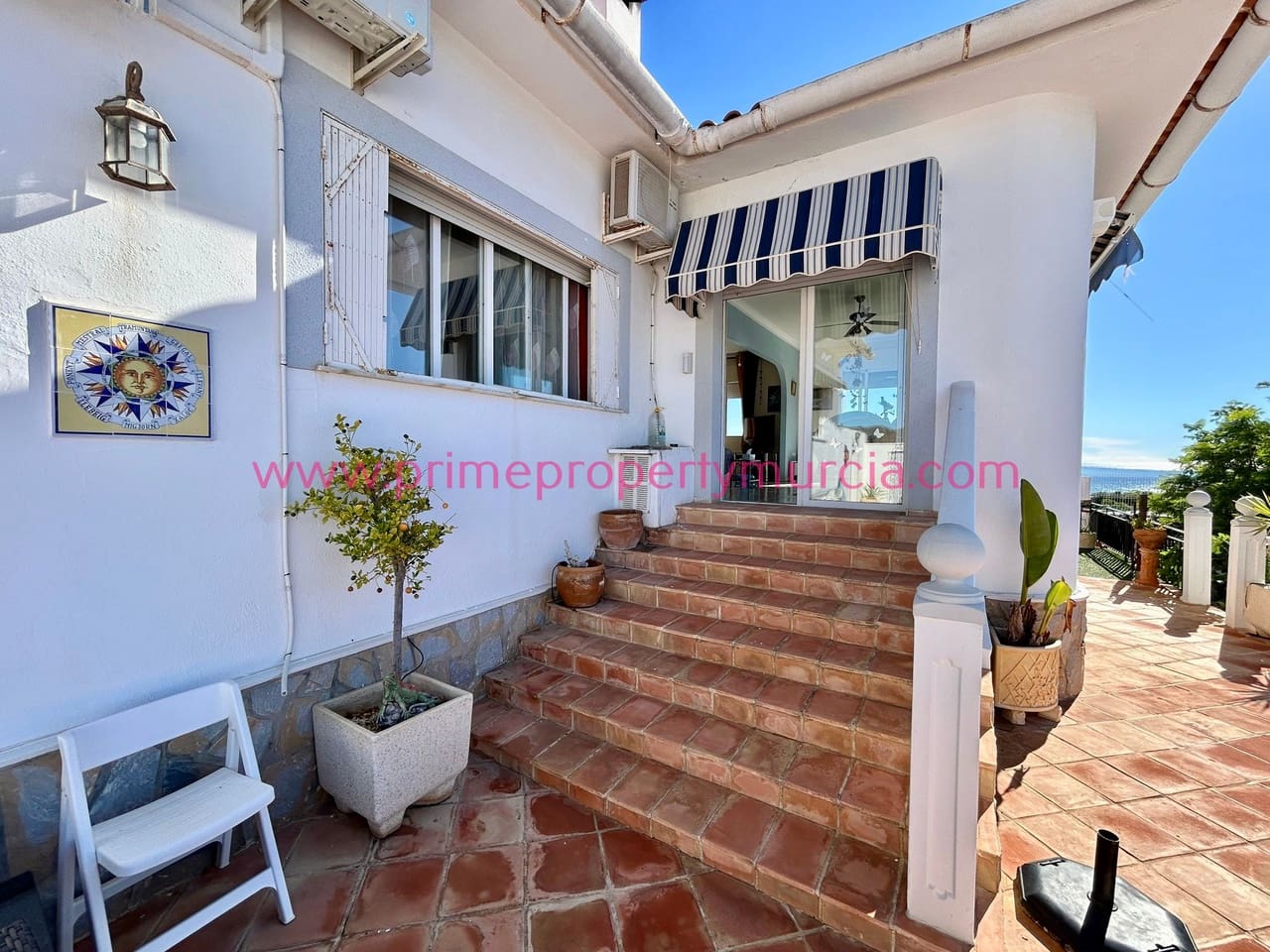 4 soverom Villa til salgs i Isla Plana med svømmebasseng garasje - € 565 000 (Ref: 9360843)