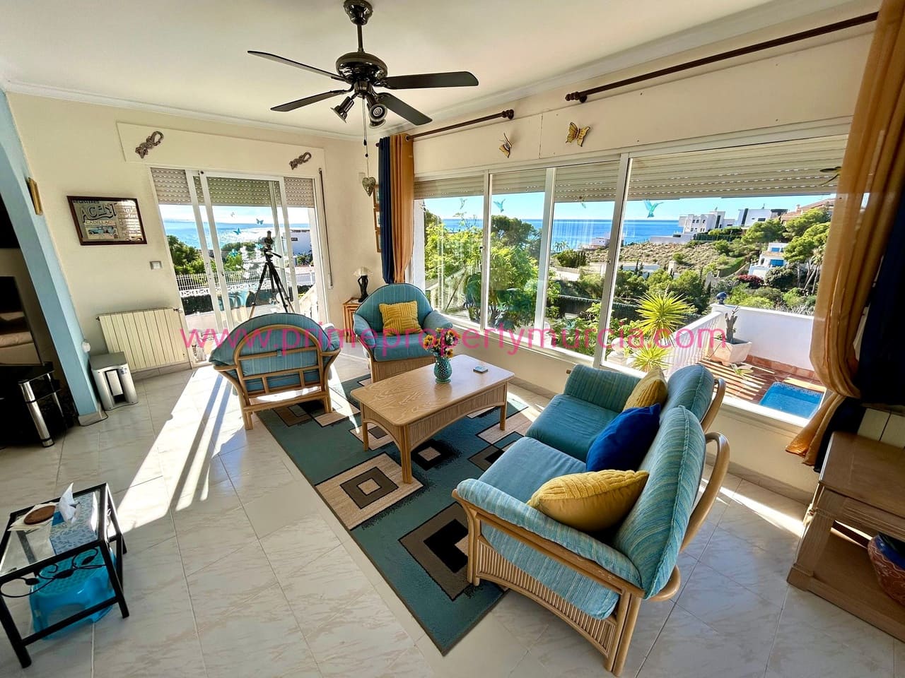 4 soverom Villa til salgs i Isla Plana med svømmebasseng garasje - € 565 000 (Ref: 9360843)