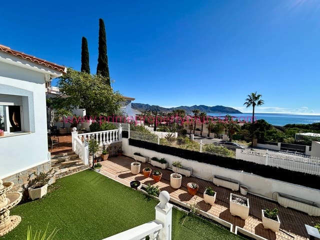 4 makuuhuone Huvila myytävänä paikassa Isla Plana, Cartagena mukana uima-altaan 
autotalli - 565 000 € (Ref: 9360843)