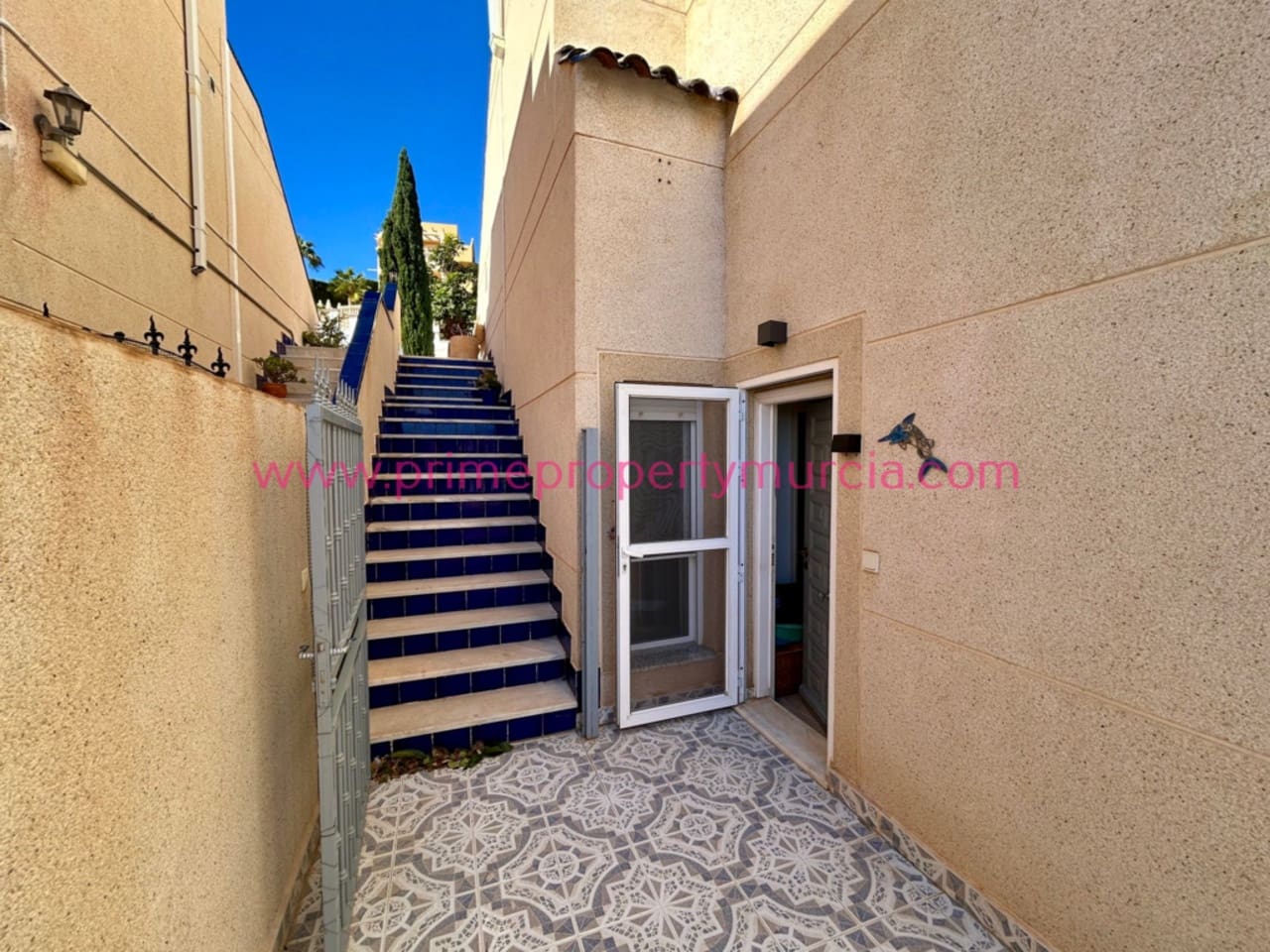 2 bedroom Apartment for sale in Bolnuevo with pool - € 129,000 (Ref: 9409079)