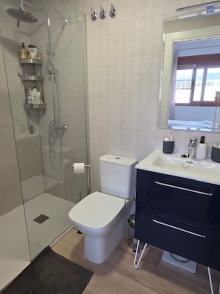 2 slaapkamer Appartement te koop in Puerto de Mazarron met garage - € 239.900 (Ref: 9566475)