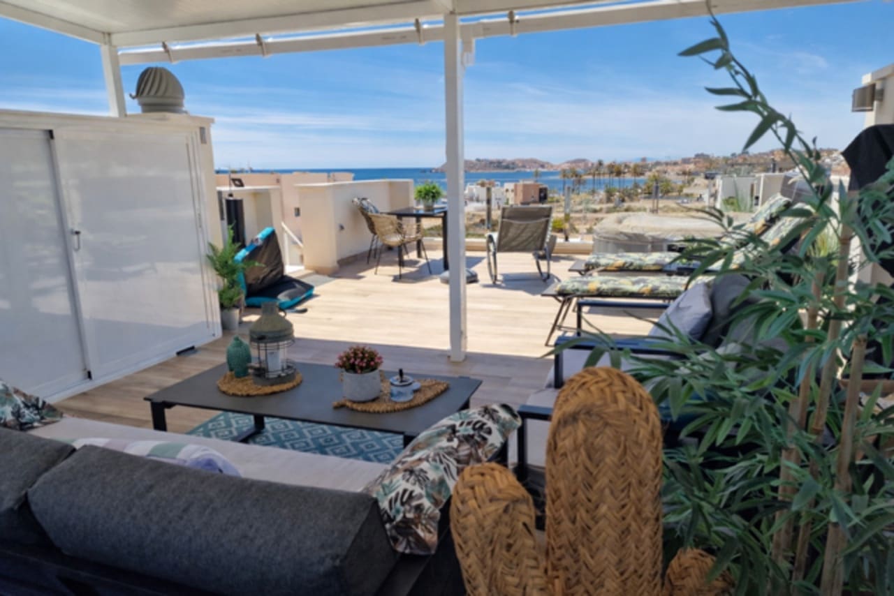 2 slaapkamer Appartement te koop in Puerto de Mazarron met garage - € 239.900 (Ref: 9566475)