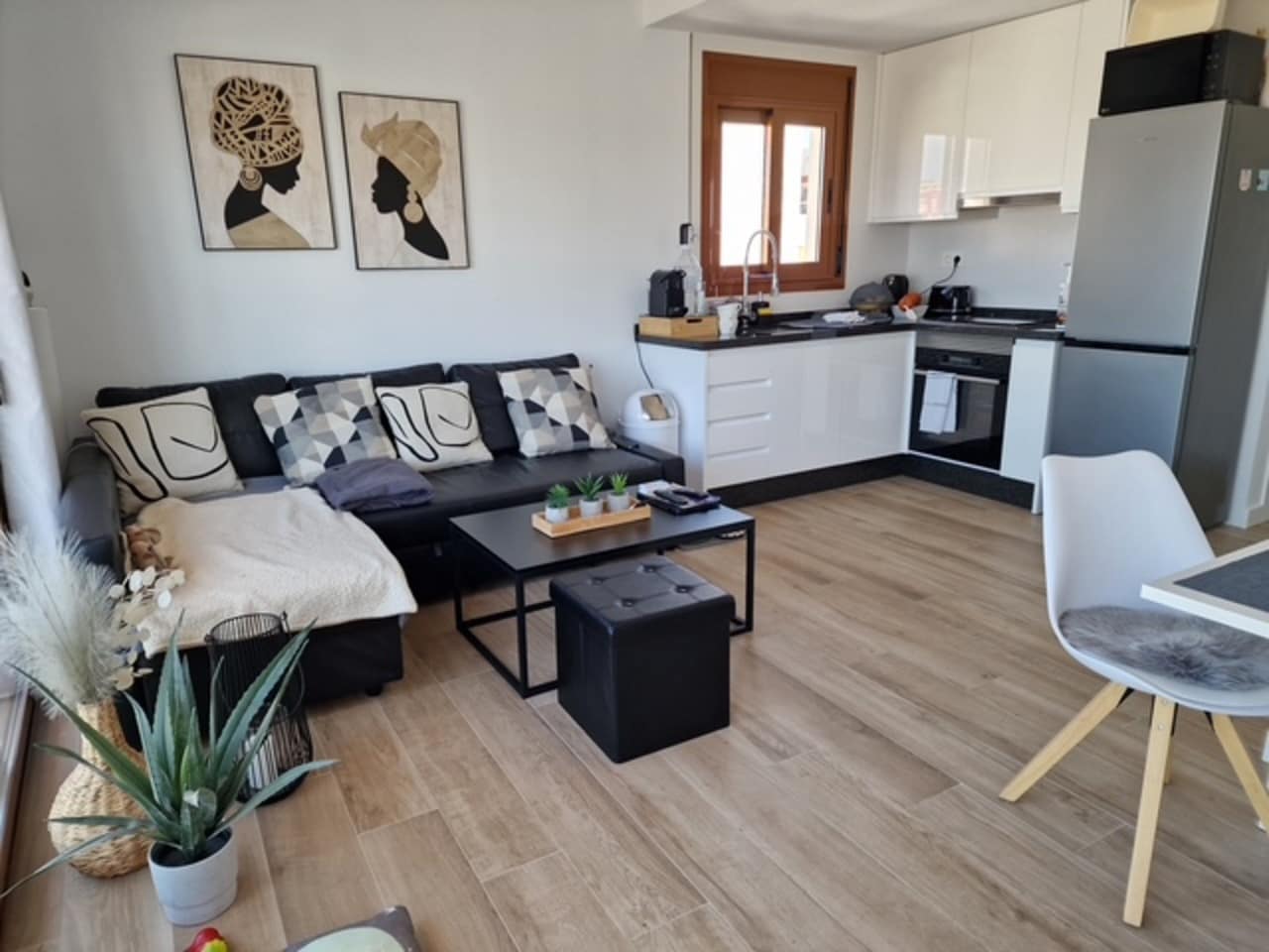 2 slaapkamer Appartement te koop in Puerto de Mazarron met garage - € 239.900 (Ref: 9566475)