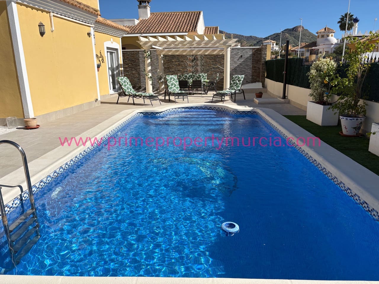 3 bedroom Villa for sale in Mazarron with pool garage - € 329,000 (Ref: 9598497)
