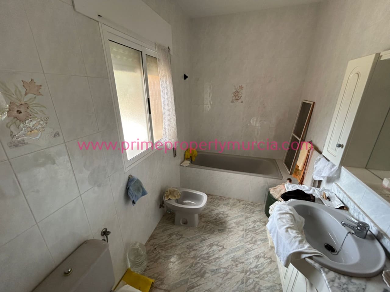 5 makuuhuone Huvila myytävänä paikassa Bolnuevo mukana uima-altaan 
autotalli - 699 000 € (Ref: 9626146)