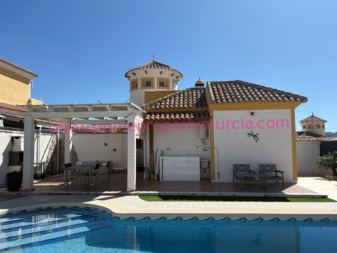 2 bedroom Villa for sale in Mazarron with pool garage - € 319,000 (Ref: 9687677)