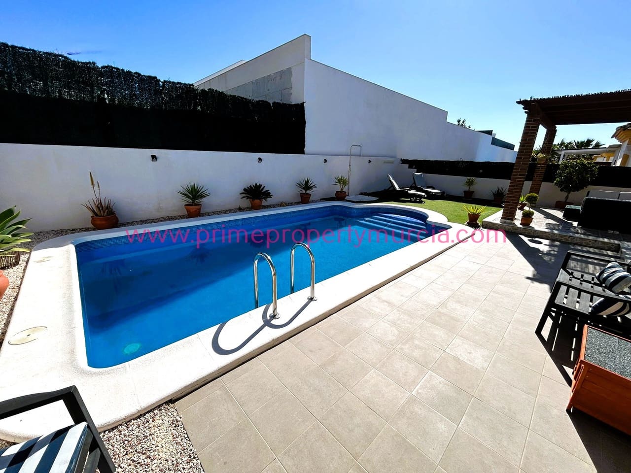 2 bedroom Villa for sale in Mazarron with pool garage - € 219,950 (Ref: 9733803)