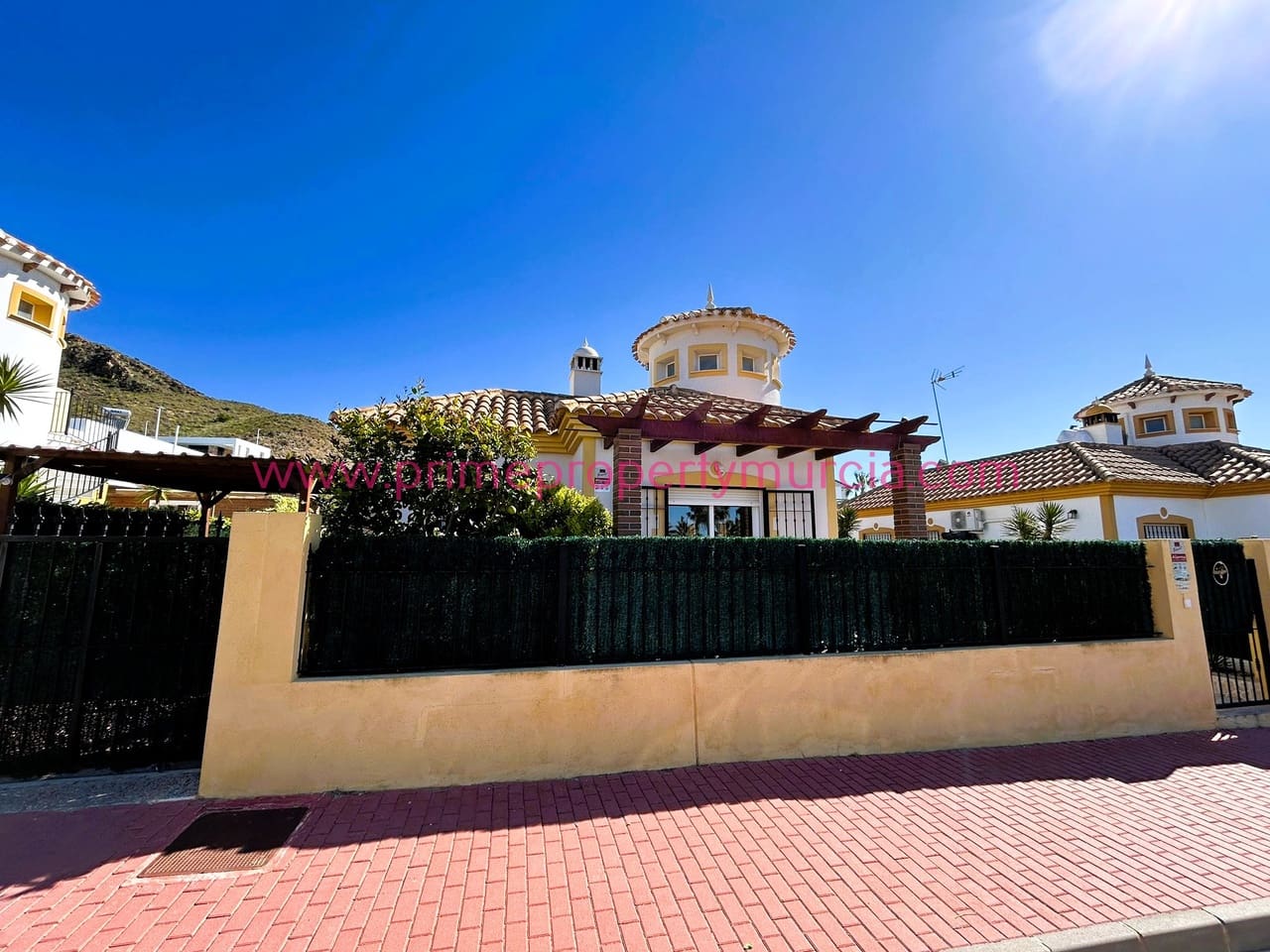 2 bedroom Villa for sale in Mazarron with pool garage - € 219,950 (Ref: 9733803)