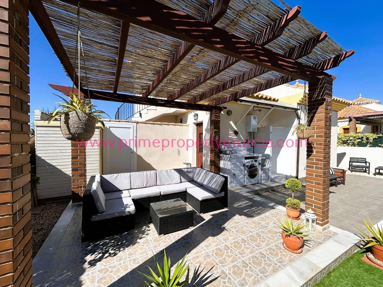 2 bedroom Villa for sale in Mazarron with pool garage - € 219,950 (Ref: 9733803)