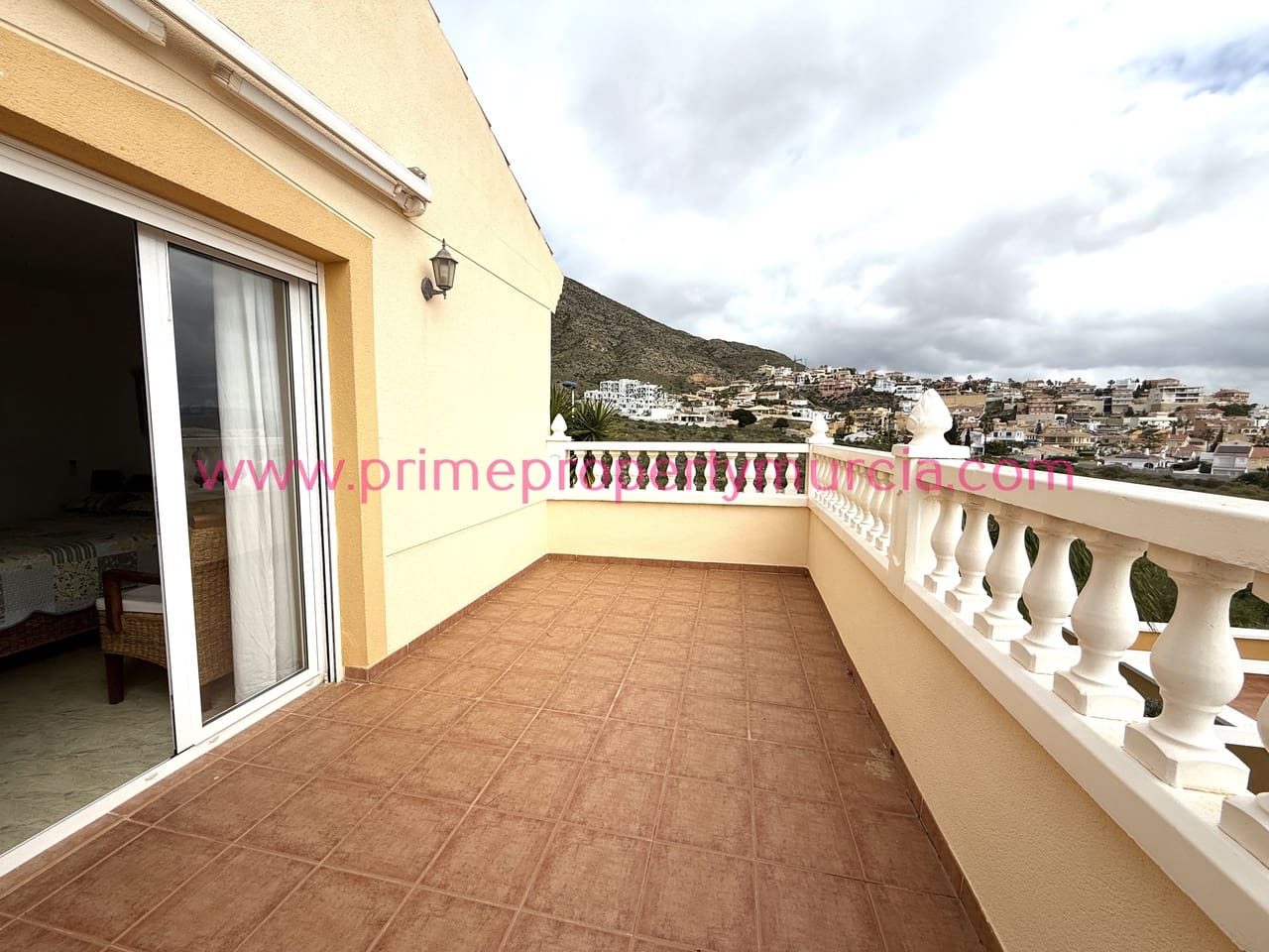 4 bedroom Villa for sale in Bolnuevo with pool garage - € 480,000 (Ref: 9733804)