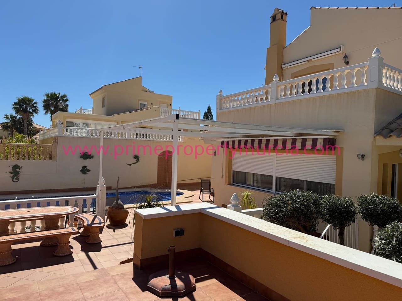 4 bedroom Villa for sale in Bolnuevo with pool garage - € 480,000 (Ref: 9733804)