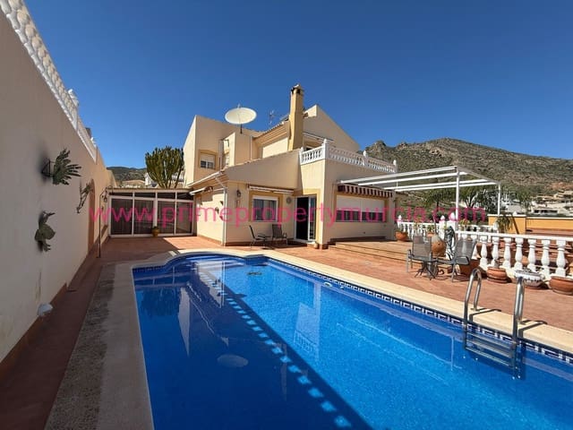 4 makuuhuone Huvila myytävänä paikassa Bolnuevo, Mazarrón mukana uima-altaan 
autotalli - 480 000 € (Ref: 9733804)