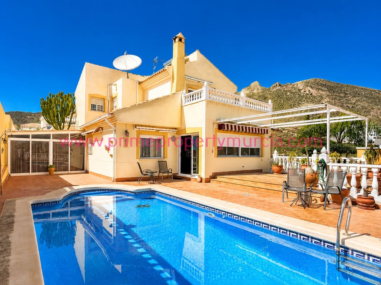3 slaapkamer Villa te koop in Bolnuevo met zwembad garage - € 469.000 (Ref: 9733804)