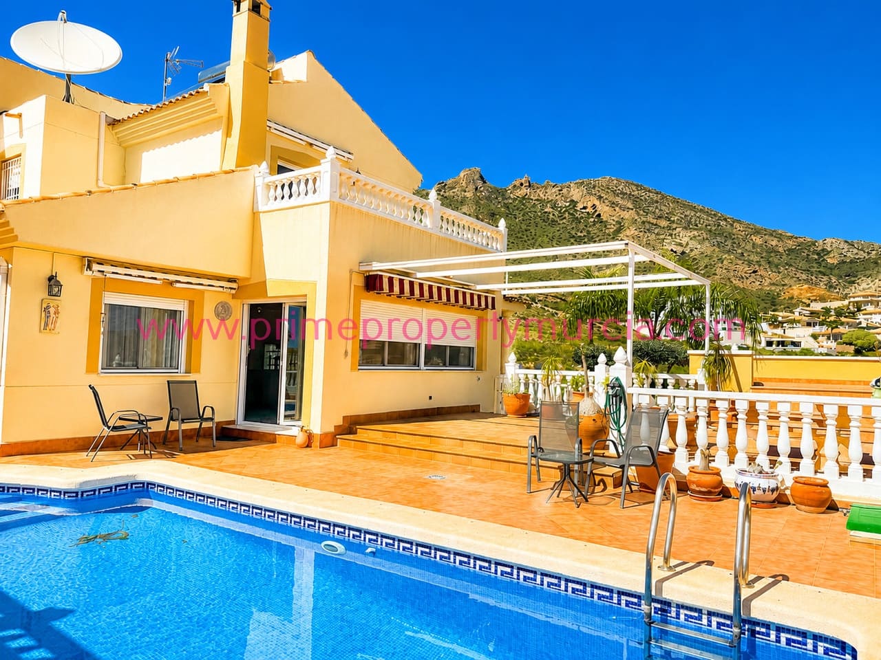 3 slaapkamer Villa te koop in Bolnuevo met zwembad garage - € 469.000 (Ref: 9733804)