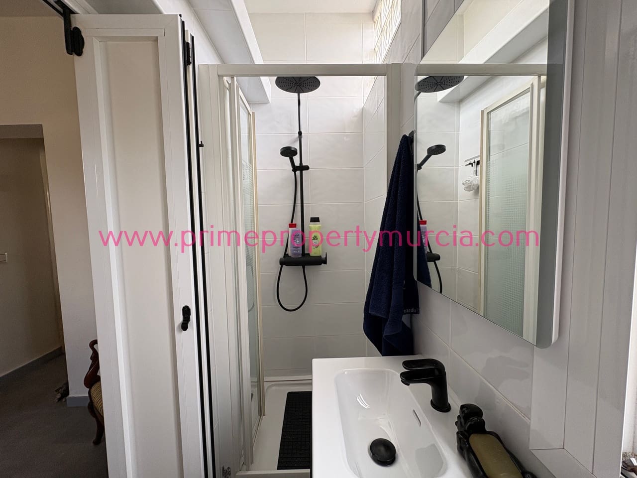 3 makuuhuone Huvila myytävänä paikassa Mazarron mukana uima-altaan 
autotalli - 270 000 € (Ref: 9751486)