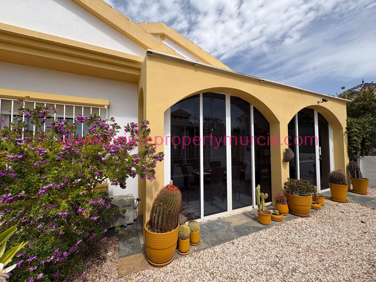 3 makuuhuone Huvila myytävänä paikassa Mazarron mukana uima-altaan 
autotalli - 270 000 € (Ref: 9751486)