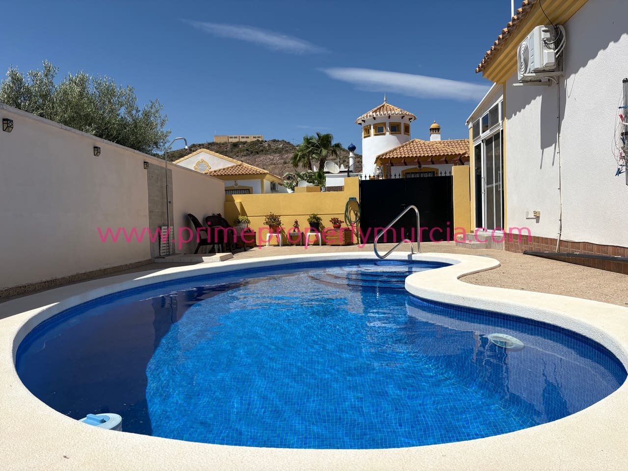 2 bedroom Semi-detached Villa for sale in Mazarron with pool garage - € 179,995 (Ref: 9815253)
