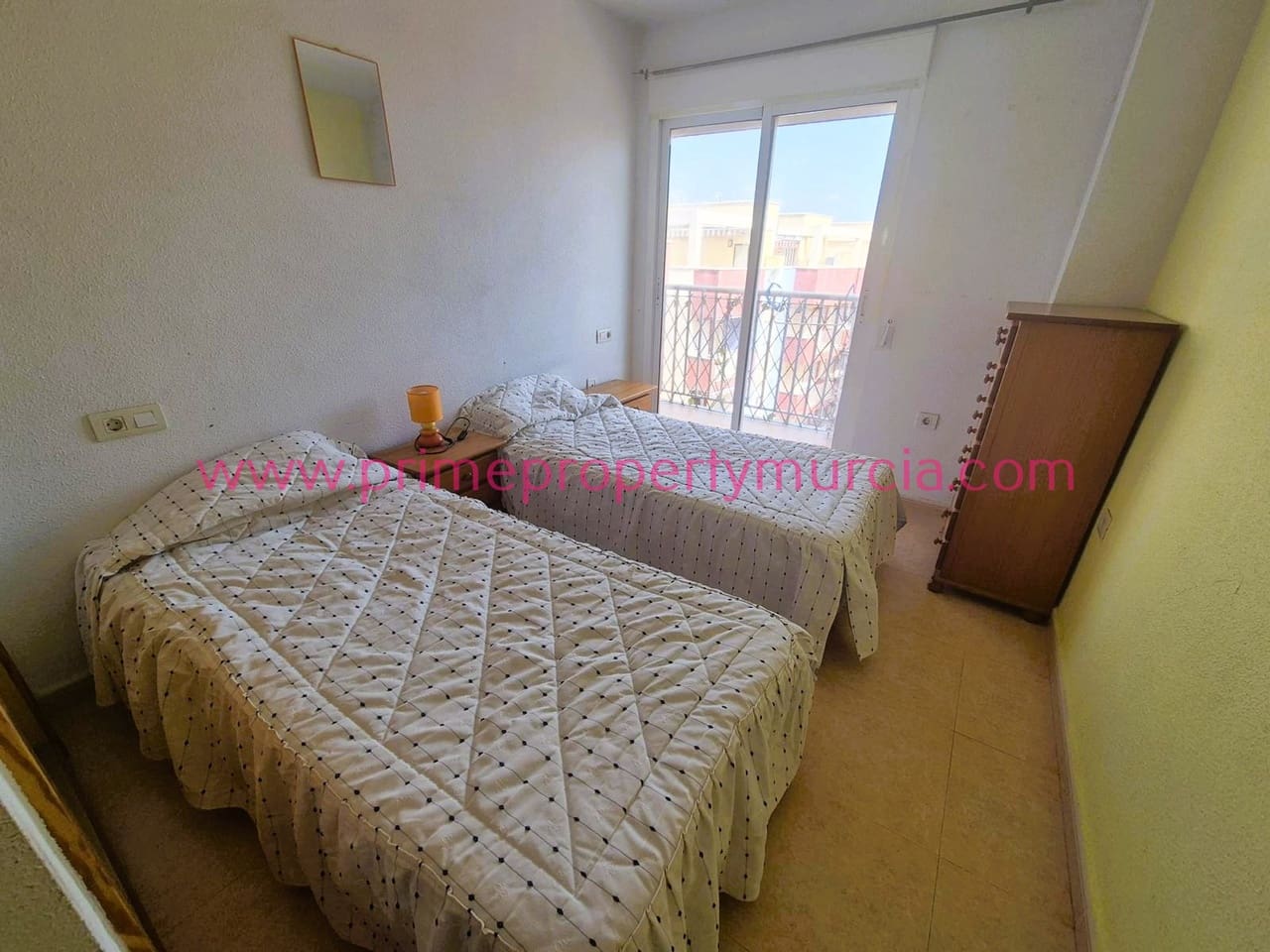 2 bedroom Apartment for sale in Puerto de Mazarron with pool garage - € 125,000 (Ref: 9823792)