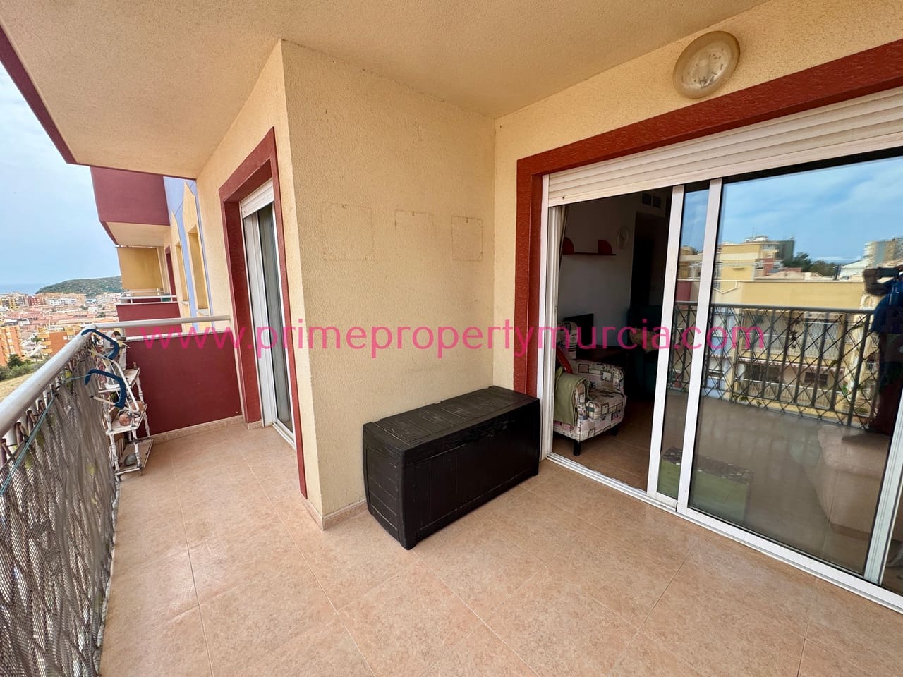 2 bedroom Apartment for sale in Puerto de Mazarron with pool garage - € 125,000 (Ref: 9823792)