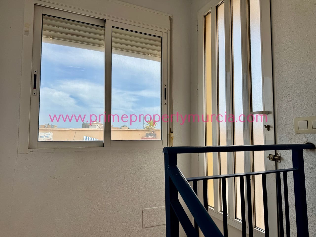 2 bedroom Apartment for sale in Puerto de Mazarron with pool garage - € 125,000 (Ref: 9823792)
