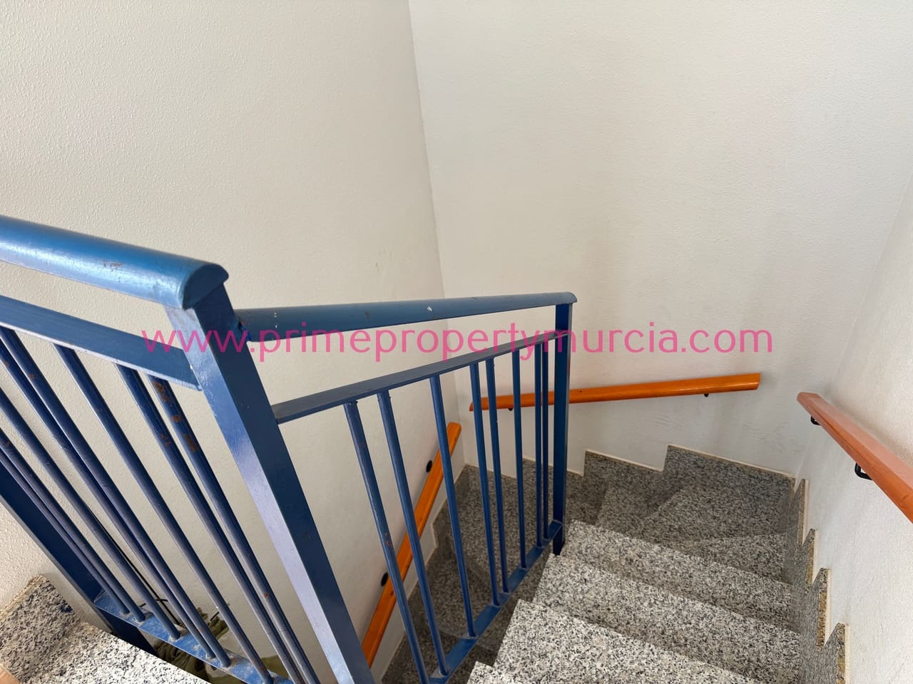 2 bedroom Apartment for sale in Puerto de Mazarron with pool garage - € 125,000 (Ref: 9823792)
