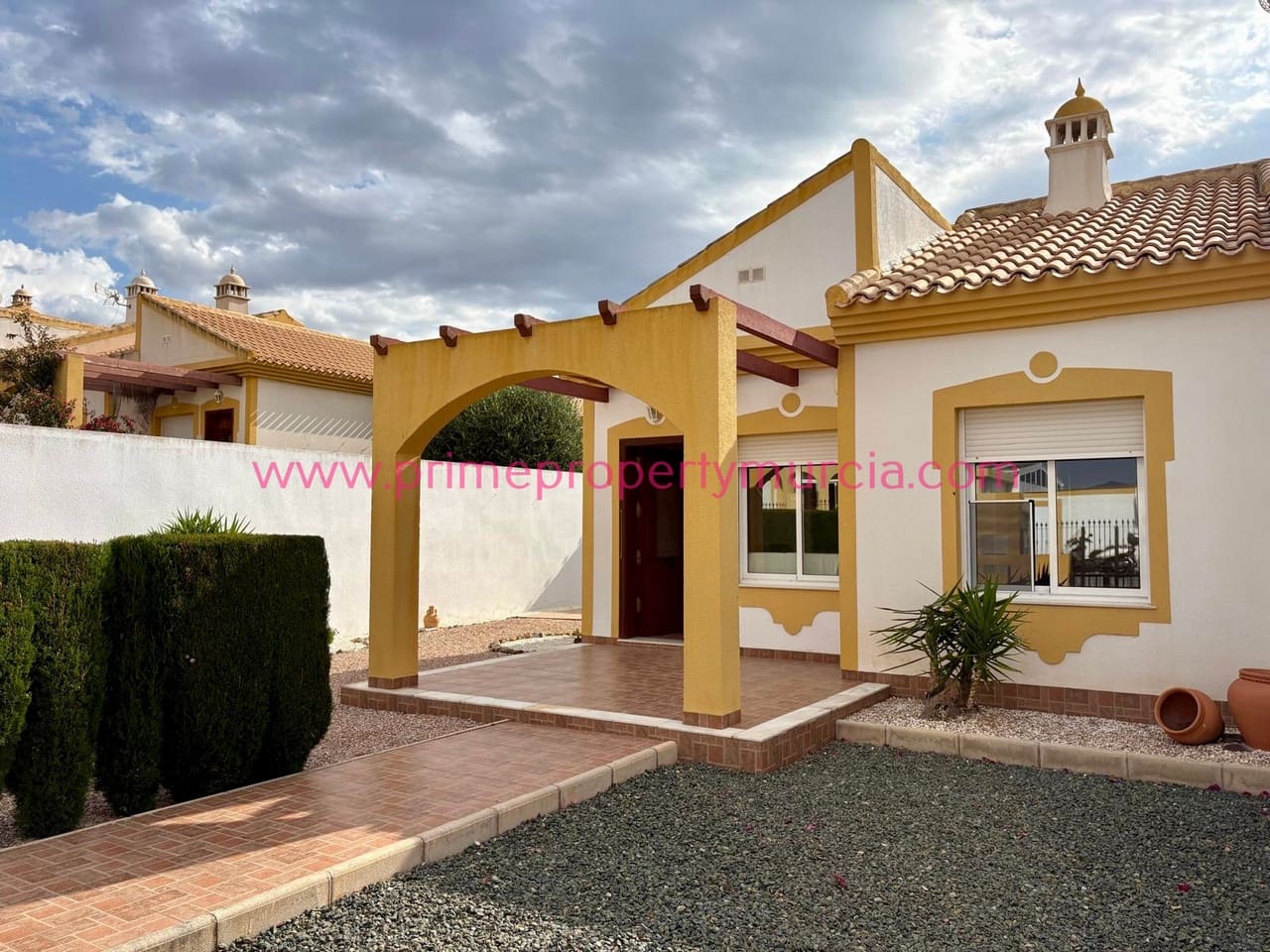 2 bedroom Semi-detached Villa for sale in Mazarron with garage - € 149,000 (Ref: 9829914)