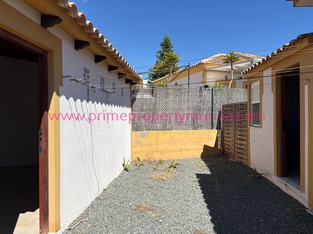 2 bedroom Villa for sale in Mazarron with pool garage - € 259,000 (Ref: 9841329)