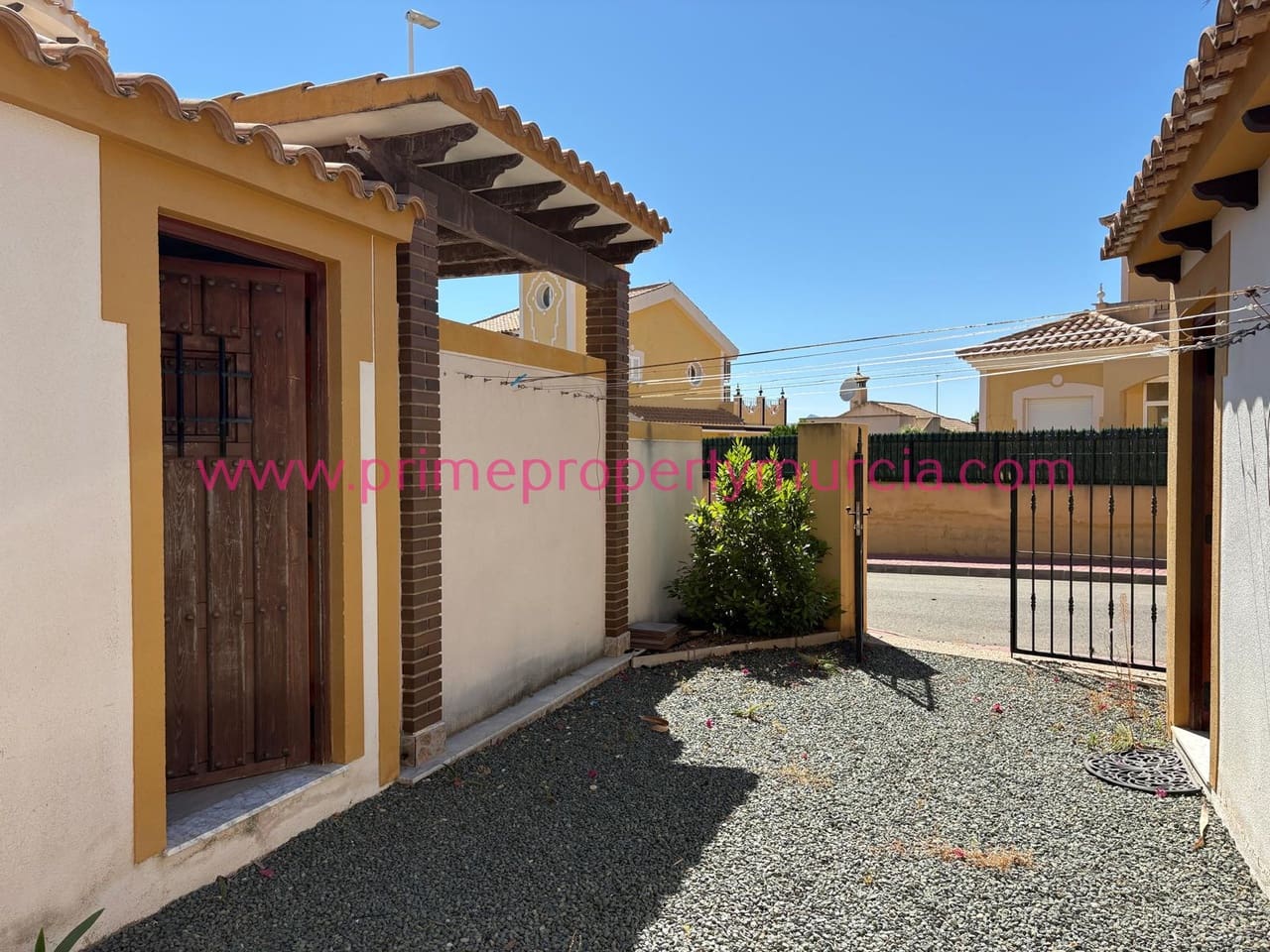 2 bedroom Villa for sale in Mazarron with pool garage - € 259,000 (Ref: 9841329)