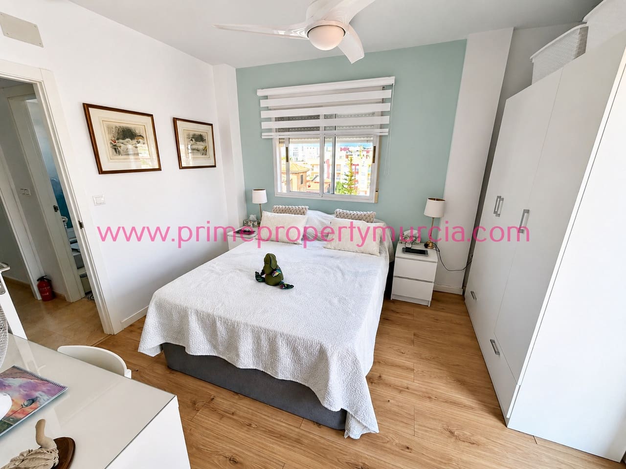 2 chambre Appartement à vendre à Puerto de Mazarron avec piscine garage - 184 000 € (Ref: 9940997)