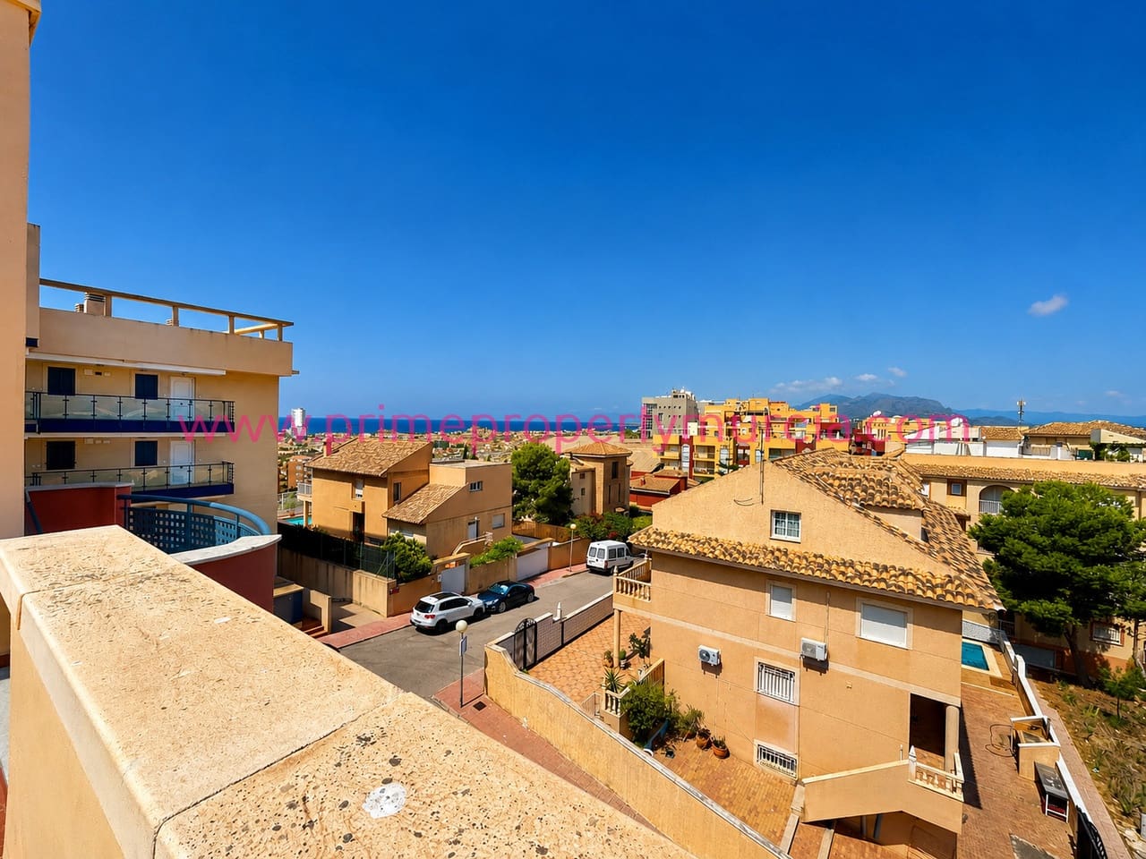 2 chambre Appartement à vendre à Puerto de Mazarron avec piscine garage - 184 000 € (Ref: 9940997)