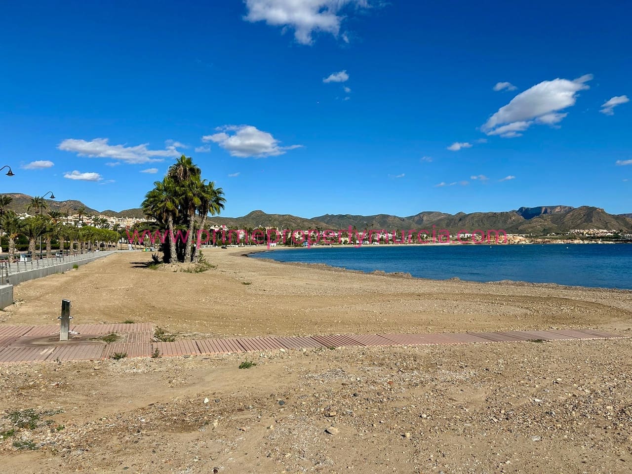 2 chambre Appartement à vendre à Puerto de Mazarron avec piscine garage - 184 000 € (Ref: 9940997)