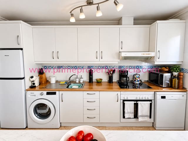 Apartamento de 2 habitaciones en Puerto de Mazarron, Mazarrón en venta con piscina garaje - 175.000 € (Ref: 9940997)