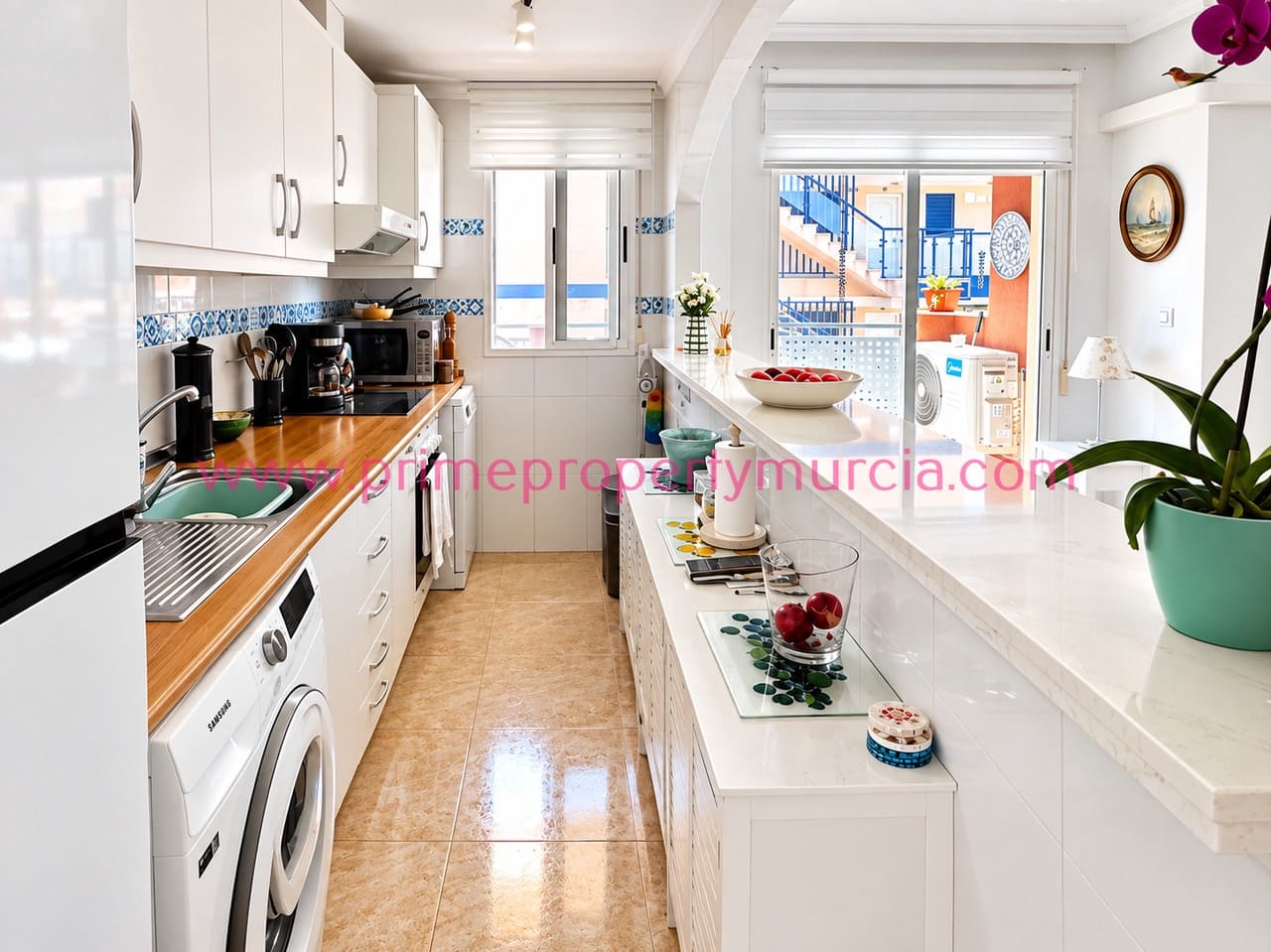 2 Zimmer Apartment zu verkaufen in Puerto de Mazarron mit Pool Garage - 175.000 € (Ref: 9940997)