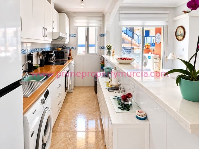 Apartamento de 2 habitaciones en Puerto de Mazarron, Mazarrón en venta con piscina garaje - 175.000 € (Ref: 9940997)