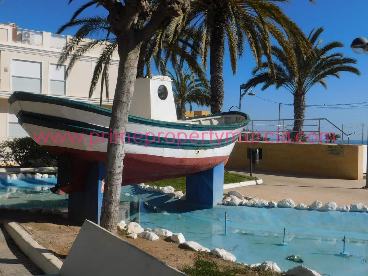 2 soveværelse Villa til salg i Murcia by med swimmingpool garage - € 379.000 (Ref: 9948603)