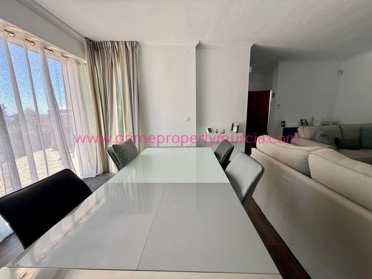 2 soveværelse Villa til salg i Murcia by med swimmingpool garage - € 379.000 (Ref: 9948603)