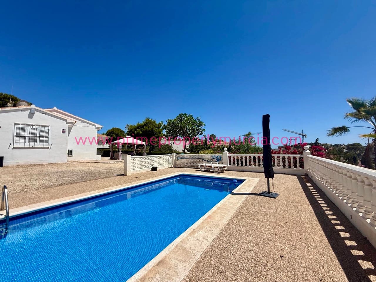 2 soveværelse Villa til salg i Murcia by med swimmingpool garage - € 379.000 (Ref: 9948603)