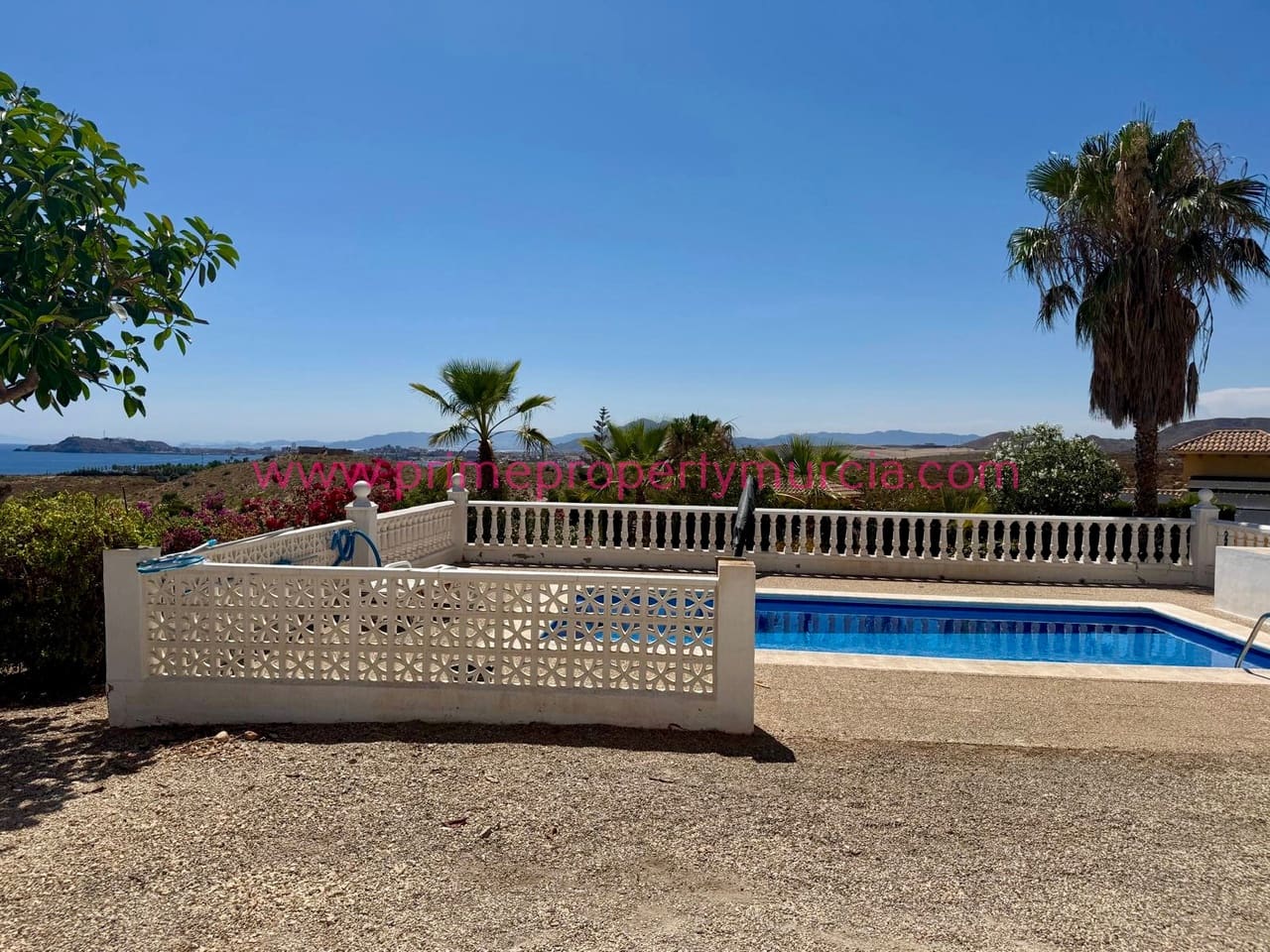 2 soveværelse Villa til salg i Murcia by med swimmingpool garage - € 379.000 (Ref: 9948603)